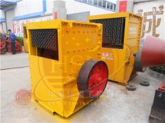 在砂石生產(chǎn)線中石灰石破碎機堵料如何解決